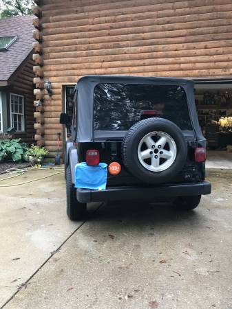 Jeep Wrangler for sale in Wheaton, IL – photo 3