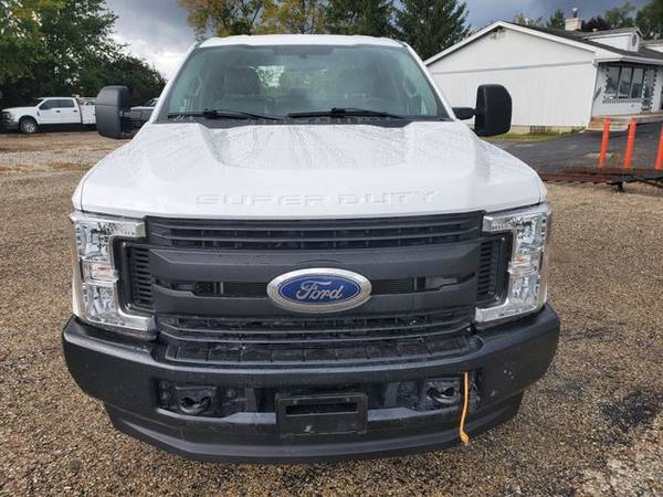 2017 Ford F250 Super Duty Crew Cab - Financing Available! - cars &... for sale in Grayslake, IA – photo 2