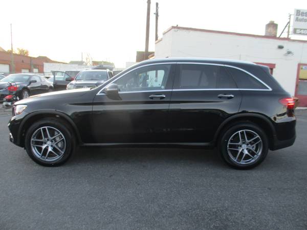 2019 Mercedes-Benz glc 300 4matic Like New/Navigation & New Tires for sale in Roanoke, VA – photo 7
