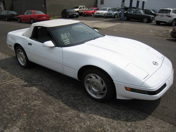 1993 CHEVROLET CORVETTE CONVERTIBLE**ONLY 41k MILES** for sale in Portland, OR – photo 22