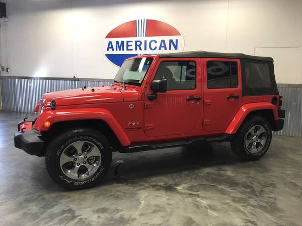 2018 JEEP WRANGLER JK UNLIMITED SAHARA! 4X4!! CLEAN CARFAX!! 1 OWNER!! for sale in Norman, TX – photo 3