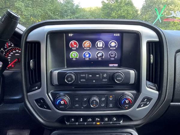 2015 GMC Sierra 2500HD Double Cab SLT 4WD - - by for sale in Derry, VT – photo 12