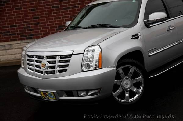 2010 *Cadillac* *Escalade* *AWD 4dr Luxury* Silver L for sale in Stone Park, IL – photo 4