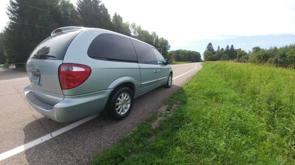 2001 Chrysler Town & Country for sale in Saint Paul, MN – photo 4