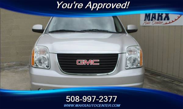 2010 GMC Yukon SLT..4x4..Leather..3rd row..Alloys..Great Value!! -... for sale in New Bedford, MA – photo 3