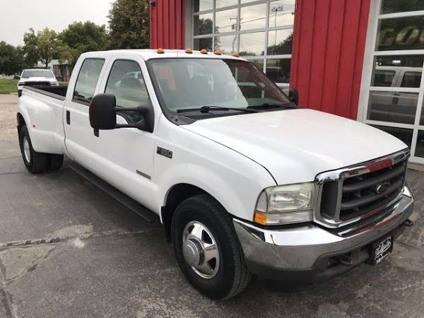 2004 Ford F350 Super Duty Crew Cab XLT Pickup 4D 8 ft Serviced!... for sale in Fremont, NE – photo 3