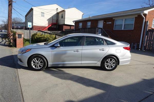 2016 HYUNDAI SONATA 2 4L SE 995 Down Payment - - by for sale in Temple Hills, District Of Columbia – photo 3