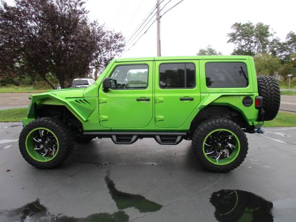 2018 JEEP WRANGLER 4D UNLIMETED SAHARA JL 4X4 for sale in Corning, NY – photo 5