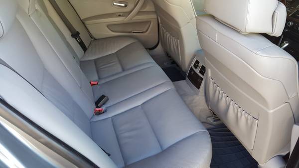 Space Gray 2008 BMW 550i M Sport // Nav // 112K // Records for sale in Raleigh, NC – photo 13