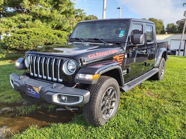 2020 Jeep Gladiator Overland Crew Cab 4WD for sale in Other, NJ – photo 3
