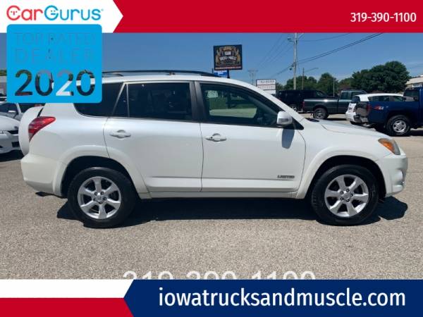 2009 Toyota RAV4 4WD 4dr 4-cyl 4-Spd AT Ltd with 3-point seat belts... for sale in Cedar Rapids, IA – photo 4