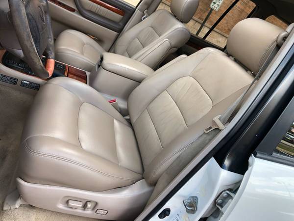 2000 Lexus LX470 Pearl White - Great Condition no Accidents for sale in Elkhart, IN – photo 12