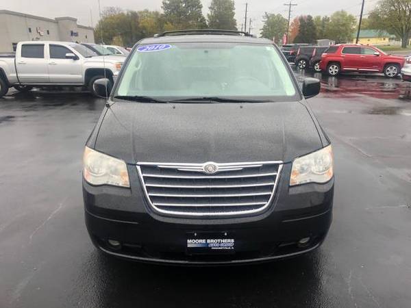 2010 Chrysler Town Country 4dr Wgn Touring Plus - cars & trucks - by... for sale in Pinckneyville, IL – photo 8