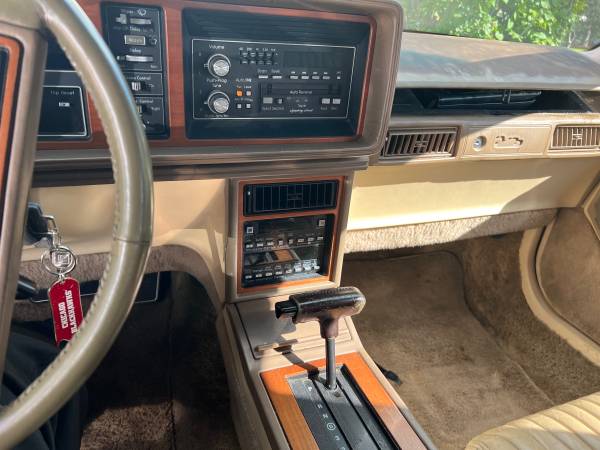 1987 Cadillac Seville for sale in Gurnee, IL – photo 8