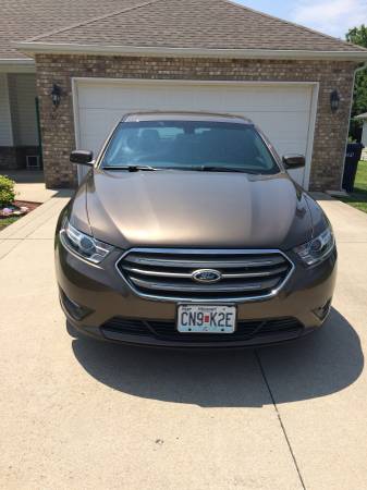 2016 Ford Taurus SEL - Excellent Condition! for sale in Webb City, MO – photo 2