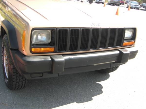 1999 JEEP CHEROKEE XJ 4.0L 4WD, LOW MILES, VERY CLEAN EXEMPLE for sale in El Cajon, CA – photo 6