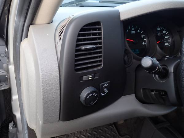 2011 GMC Sierra 1500 SL - - by dealer - vehicle for sale in Gladstone, OR – photo 10