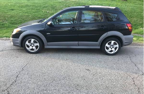 VERY NICE COOL GREAT GAS MILEAGE PONTIAC VIBE NEEDS NOTHING ! - cars for sale in CORTLANDT MANOR, NY