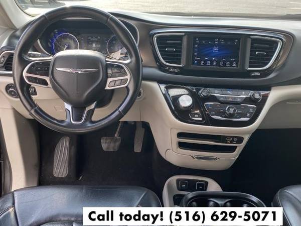 2018 Chrysler Pacifica Touring L Minivan - - by dealer for sale in Inwood, NY – photo 18