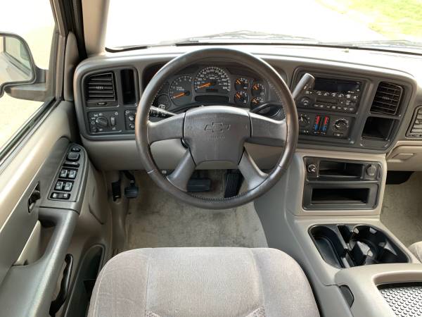 2003 chevy suburban sl - cars & trucks - by owner - vehicle... for sale in Fresno, CA – photo 13