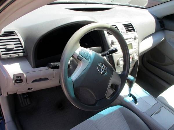 2010 Toyota Camry LE 6-Spd AT - - by dealer - vehicle for sale in McHenry, IL – photo 12