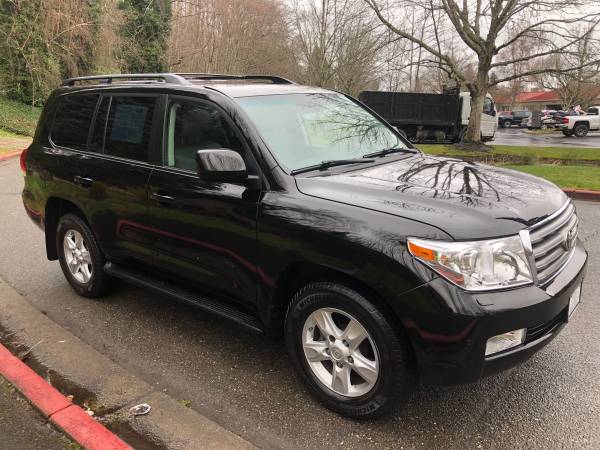 2008 Toyota Land Cruiser 4WD - Loaded, Navi, DVD, Clean title, 3rd for sale in Kirkland, WA – photo 3