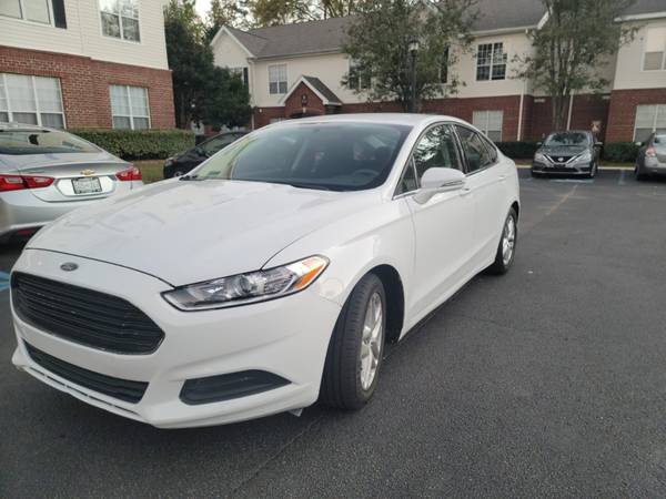 Selling 2016 Ford Fusion SEL with Backup Camera, - cars & trucks -... for sale in Lenoir City, TN – photo 3
