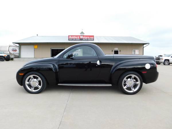 2005 CHEVY SSR *** DON'T MISS THIS HEAD TURNER *** for sale in Wright City, MO – photo 4