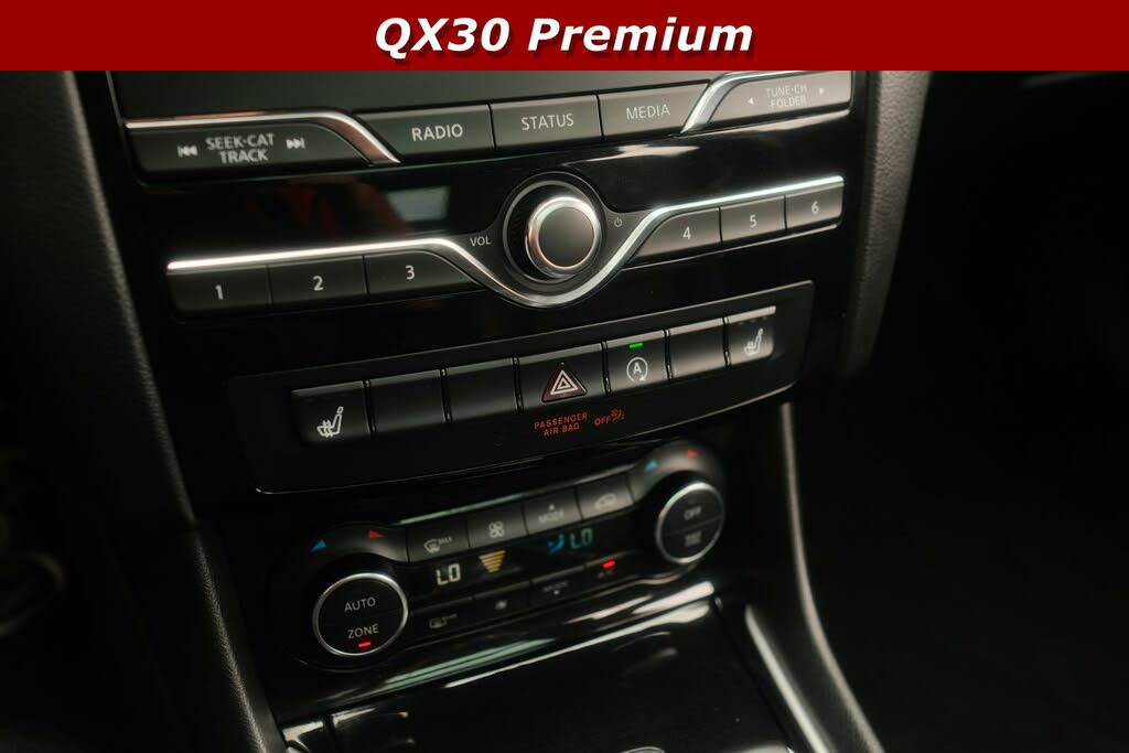 2017 INFINITI QX30 Premium FWD for sale in Tucson, AZ – photo 28