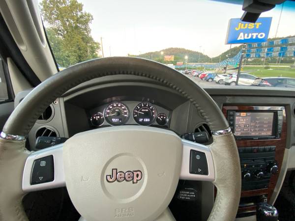 2008 Jeep Commander RWD 4dr Limited - - by dealer for sale in Knoxville, TN – photo 22