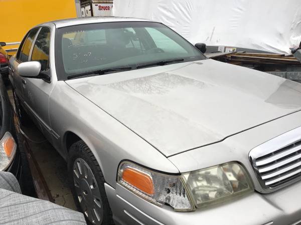 2007 p71 crown Vic 2950 - - by dealer - vehicle for sale in Beverly, MA – photo 3