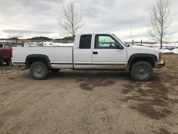 1997 Chevrolet K2500 extended cab, long box, 4x4, 6.5 turbo diesel -... for sale in Lewistown, MT – photo 5