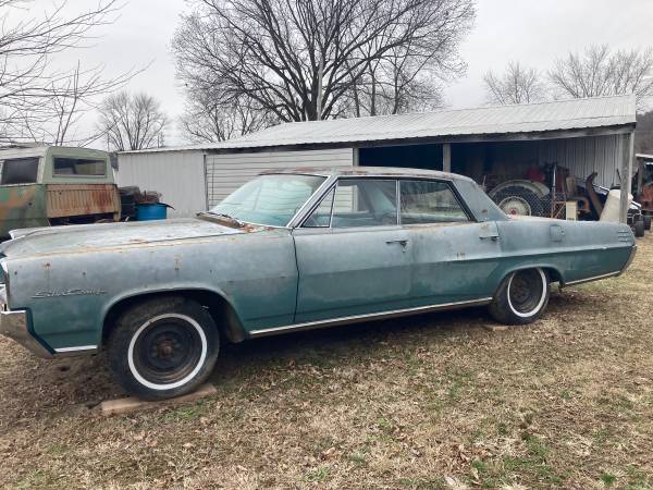 1964 Pontiac Starchief 4 dr hardtop for sale in Other, MO – photo 3