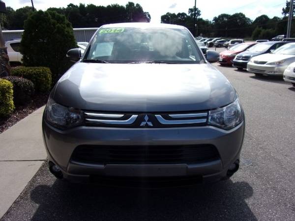 2014 Mitsubishi Outlander SE S-AWC - Down Payments As Low As $1200 -... for sale in Lincolnton, NC – photo 3