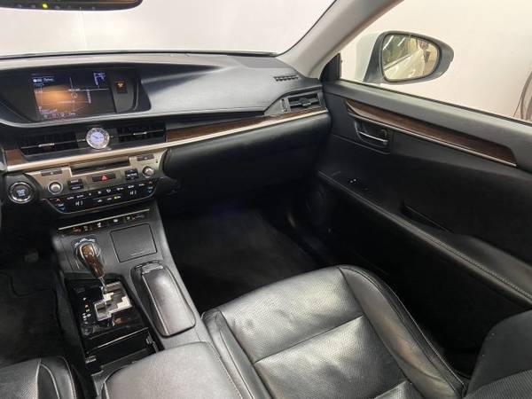 2015 Lexus ES 350 - 100 Approvals! - - by for sale in Tallmadge, OH – photo 20