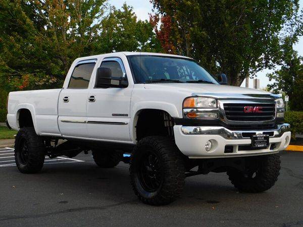 2006 GMC Sierra 2500 SLT 4X4 / 8.1L 8Cyl / LIFTED / LOW MILES/... for sale in Portland, OR – photo 2
