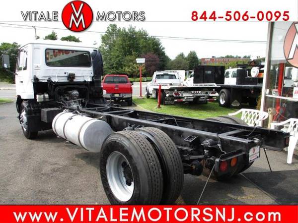 2009 Nissan UD2600 CAB CHASSIS ** DUMP TRUCK AVAILAVLE ** - cars &... for sale in South Amboy, DE