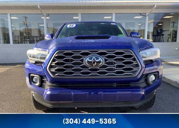 2022 Toyota Tacoma 4WD 4D Double Cab/Truck TRD Sport - cars & for sale in Saint Albans, WV – photo 2