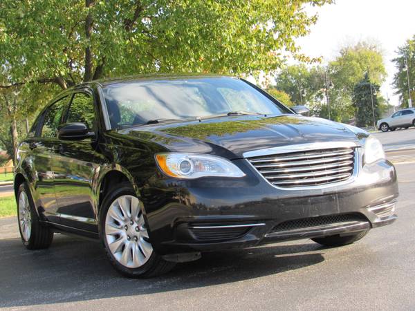 2013 CHRYSLER 200 * ONLY 25K MILES * AUX * WARRANTY INCLUDED * CLEAN for sale in Highland, IL – photo 7