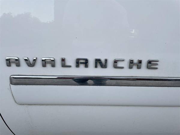 2012 Chevrolet Chevy Avalanche LTZ - Cleanest Trucks for sale in Ocala, FL – photo 22