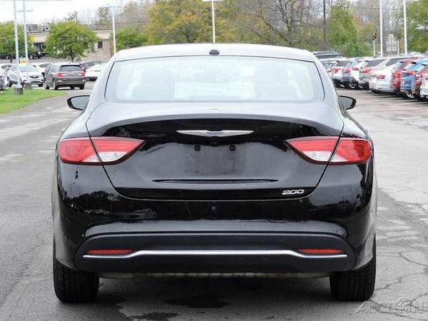 2015 Chrysler 200 Limited SKU: VT19619A Chrysler 200 Limited - cars & for sale in Orchard Park, NY – photo 17