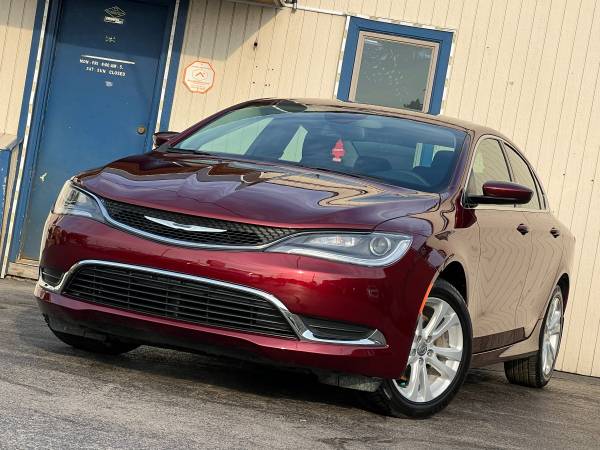 2016 CHRYSLER 200 Heated Seats Camera Bluetooth 90 Day for sale in Highland, IL