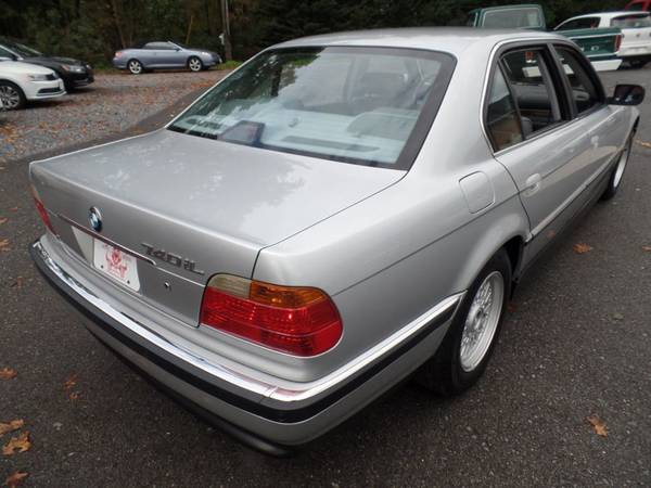 2000 *BMW* *740iL* *Sedan* Titanium Silver Metallic for sale in Johnstown , PA – photo 4