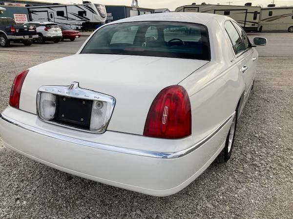 1998 Lincoln Town Car - cars & trucks - by owner - vehicle... for sale in St. Charles, MO – photo 18