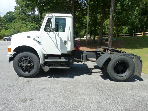 Low Miles International 4700 Day Cab Diesel Truck DT466 AUTOMATIC for sale in Duluth, GA – photo 10