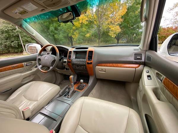 2006 Lexus GX470: LOW Miles 4WD DESIRABLE 3rd Row Seating for sale in Madison, WI – photo 13