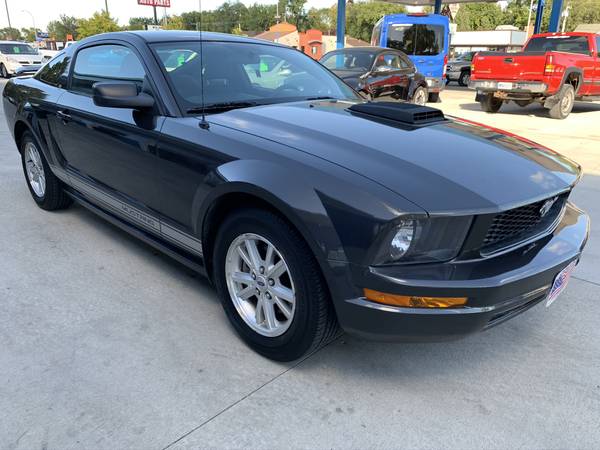 2007 Ford Mustang Deluxe - cars & trucks - by dealer - vehicle... for sale in Grand Forks, ND – photo 4