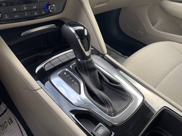 2019 Buick Regal FWD 4D Hatchback/Hatchback Preferred - cars & for sale in Saint Albans, WV – photo 17