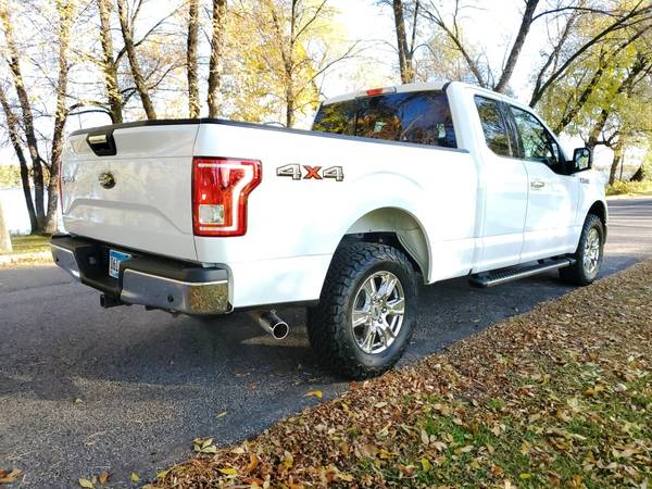 2017 Ford F-150 Supercab XLT 4x4 truck, white for sale in Sauk Centre, ND – photo 6