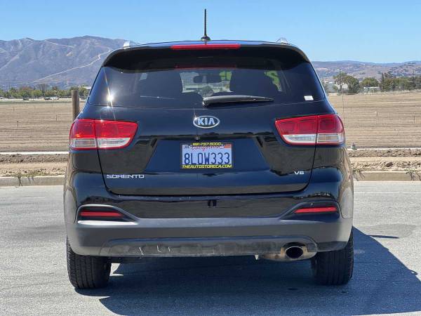 2017 Kia Sorento LX V6 suv Ebony Black - - by dealer for sale in Salinas, CA – photo 8